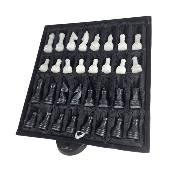 Chess set Storage Box Black Velvet Gift Box for jewelry and personal storage - Picture 13 of 17